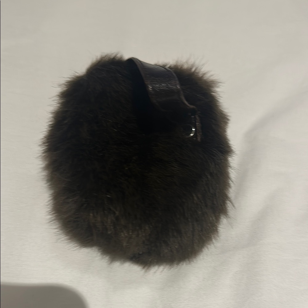 Faux Fur mini bag.  Can be hung on any bag!